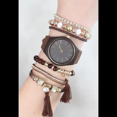 ساعة نسائية من أجود الصناعات والاكسسوارات - 14.9 usd