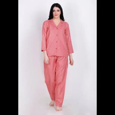طقم بيجامة كاروهات بأزرار - 1055 usd