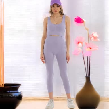 ملابس رياضية نسائية - 24 usd