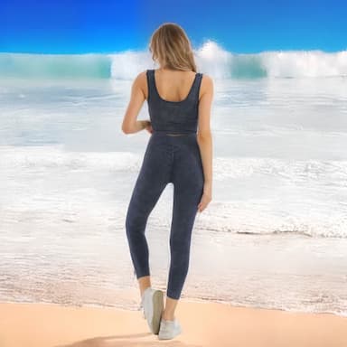 ملابس رياضية نسائية - 9.99 usd