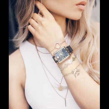 ساعة يد - 5.99 usd