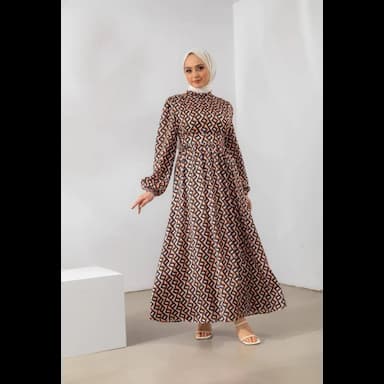 فستان ساتان بنمط متعرج - 22.99 usd