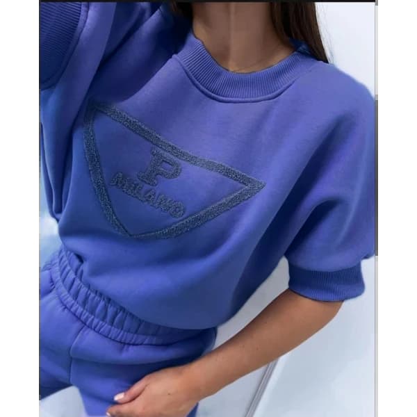 طقم ملابس رياضية - 13.99 ~ 14 usd $