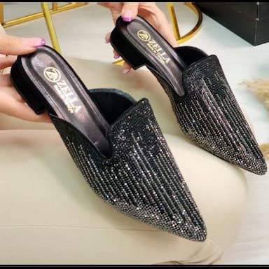 حذاء نسائي - 21.99 usd