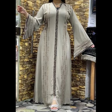 عبايه حرير - 37.99 usd