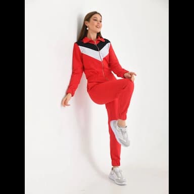اطقم ملابس نسائية - 14.99 usd