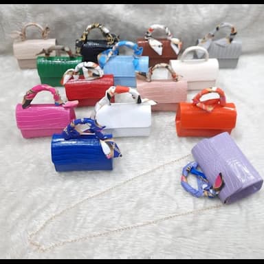 شنط نسائية - 6.9 usd