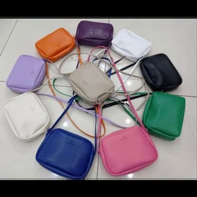 شنط نسائية - 6.9 usd