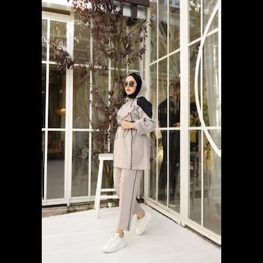 اطقم ملابس نسائية - 23.99 usd