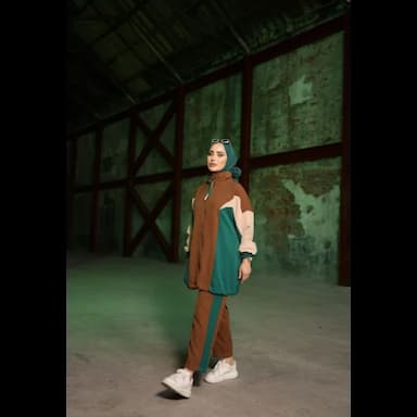 اطقم ملابس نسائية - 22.99 usd