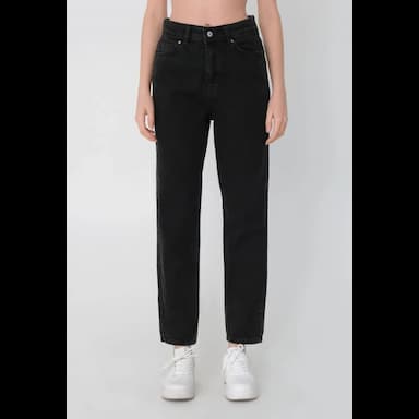 الجينز النسائي - 11.19 usd