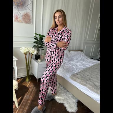 بيجامات نسائية - 14.99 usd