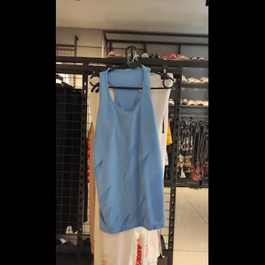 تي شيرت رياضي - 6.99 usd
