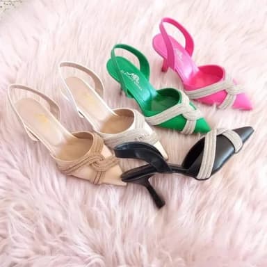 أحذية نسائية بكعب - 9.5 usd