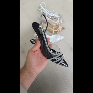 أحذية نسائية بكعب - 9.5 usd