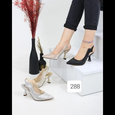 أحذية نسائية بكعب - 9.5 usd