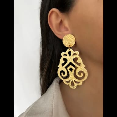 حلق الاذن - 4.99 usd